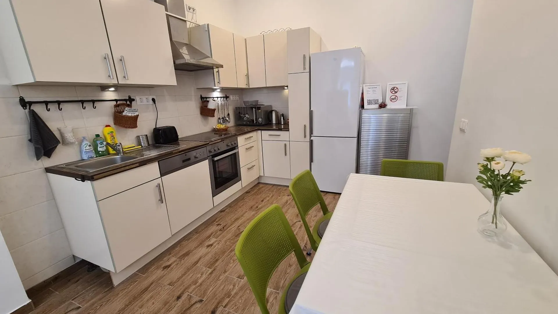 Calgary-2 Apartment Budapest