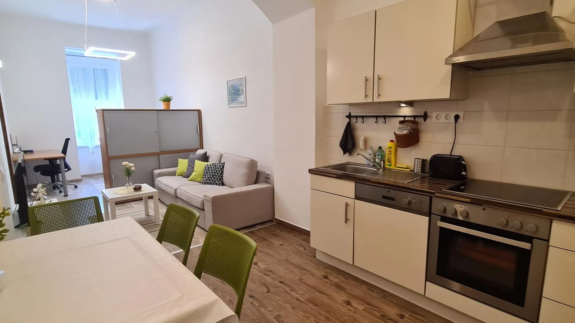 Calgary-2 Apartment Budapest